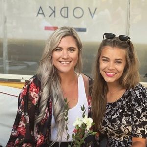 Meet your Posher, Brooke